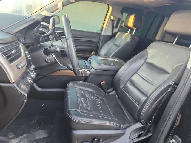 GMC Yukon Denali Image 2