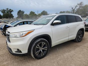  Salvage Toyota Highlander