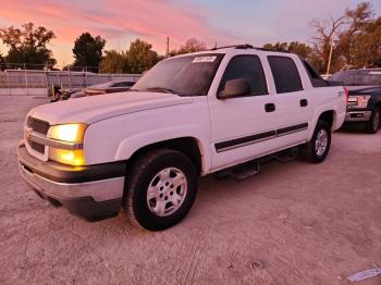  Salvage Chevrolet Avalanche
