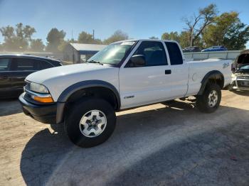  Salvage Chevrolet S-10