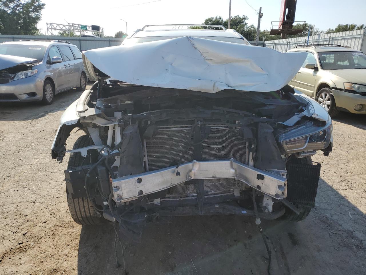 INFINITI Qx Luxe Image 7