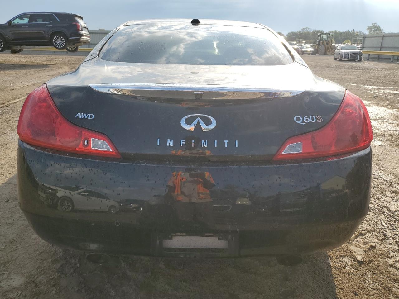 INFINITI Q60 Journey Image 9