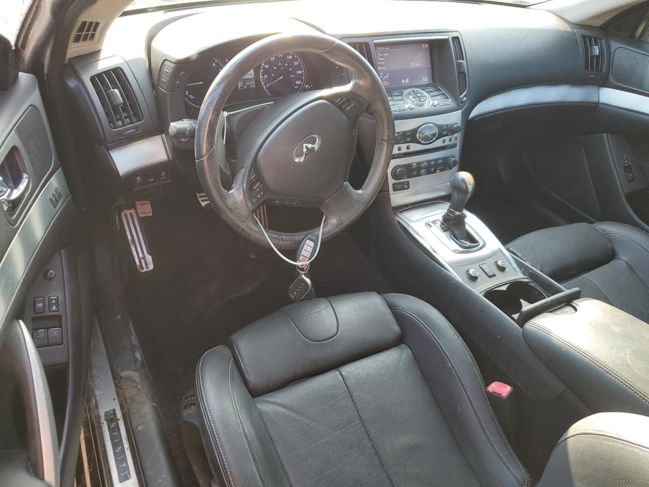 INFINITI Q60 Journey Image 6