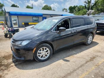  Salvage Chrysler Pacifica