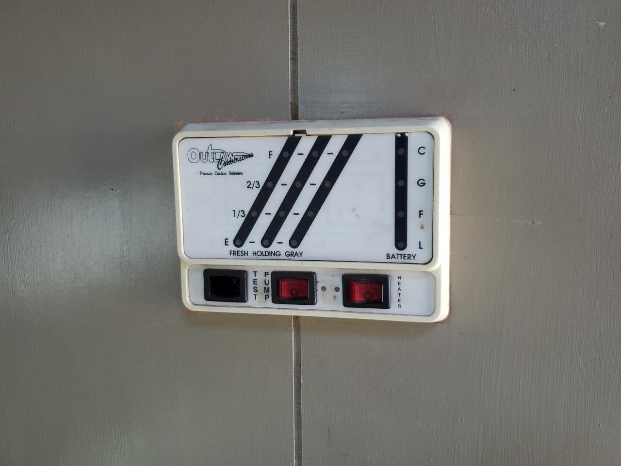 Hors Trailer Image 3