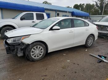  Salvage Kia Forte