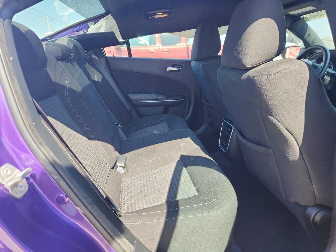 Dodge Charger Sxt Image 10