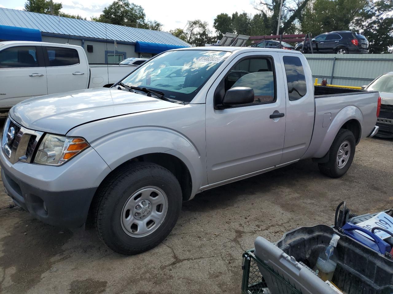 Nissan Frontier S Image 1