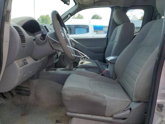 Nissan Frontier S Image 9