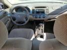 Toyota Camry Le Image 10