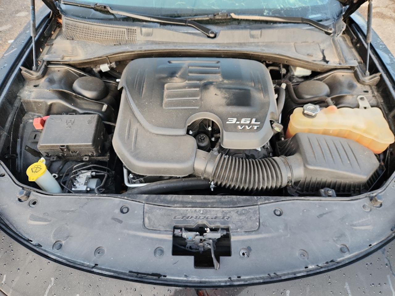 Dodge Charger Sxt Image 12