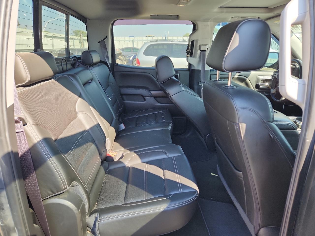 GMC Sierra K1500 Denali Image 10