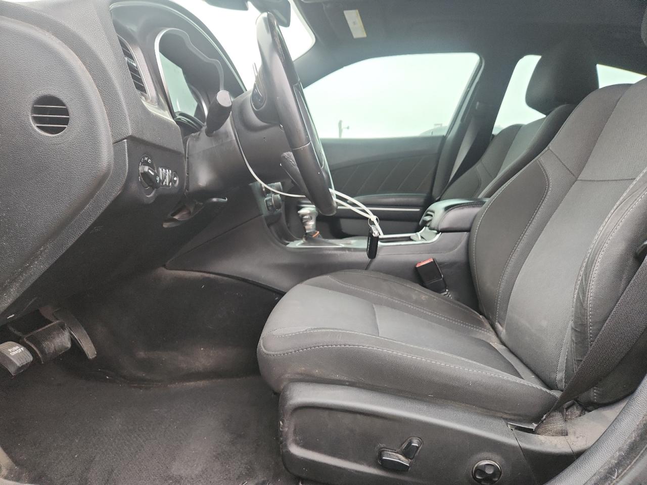 Dodge Charger Sxt Image 2