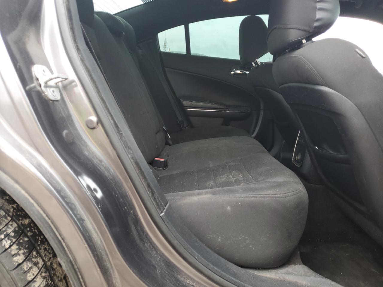 Dodge Charger Se Image 10