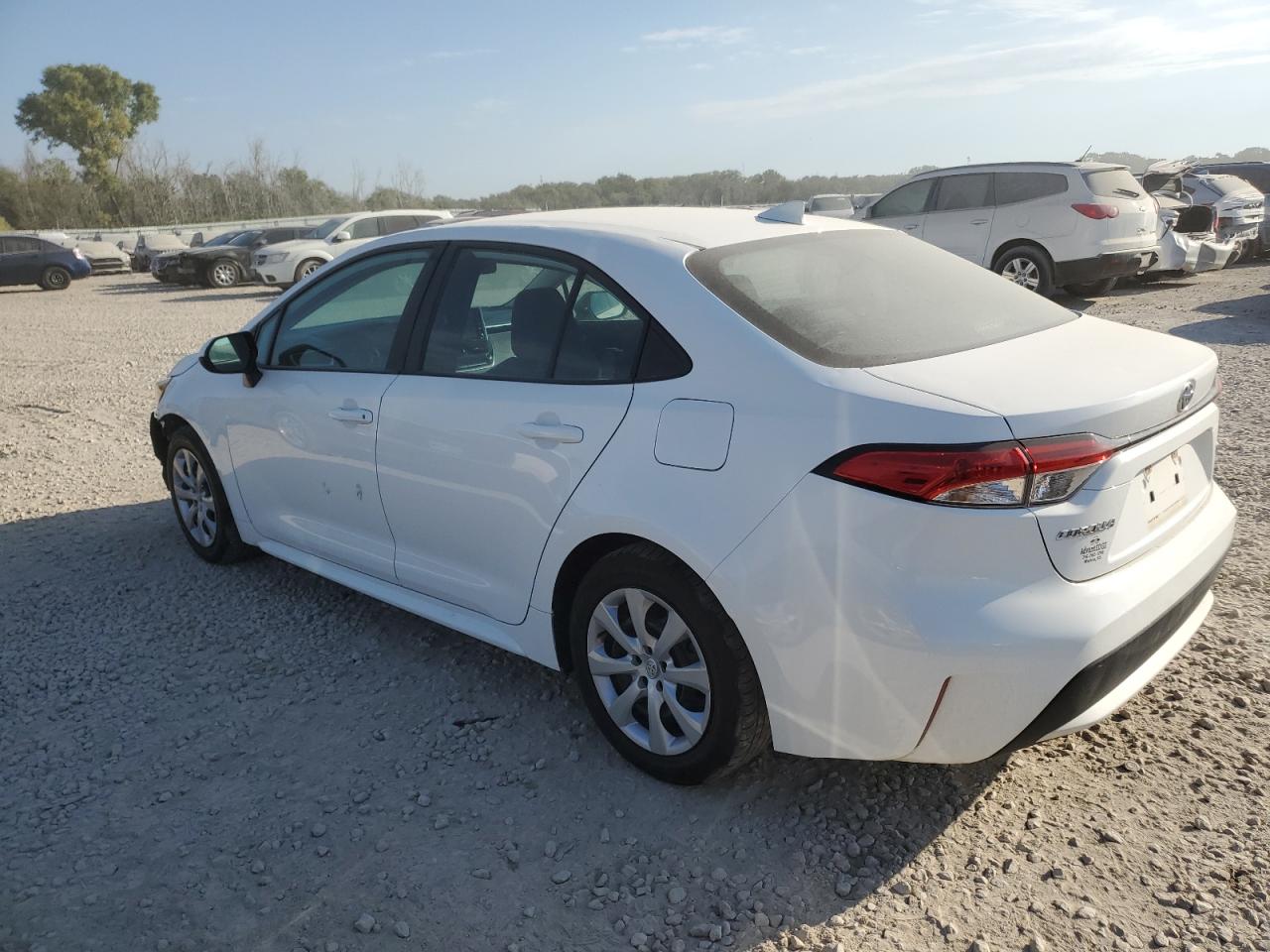 Toyota Corolla Le Image 10