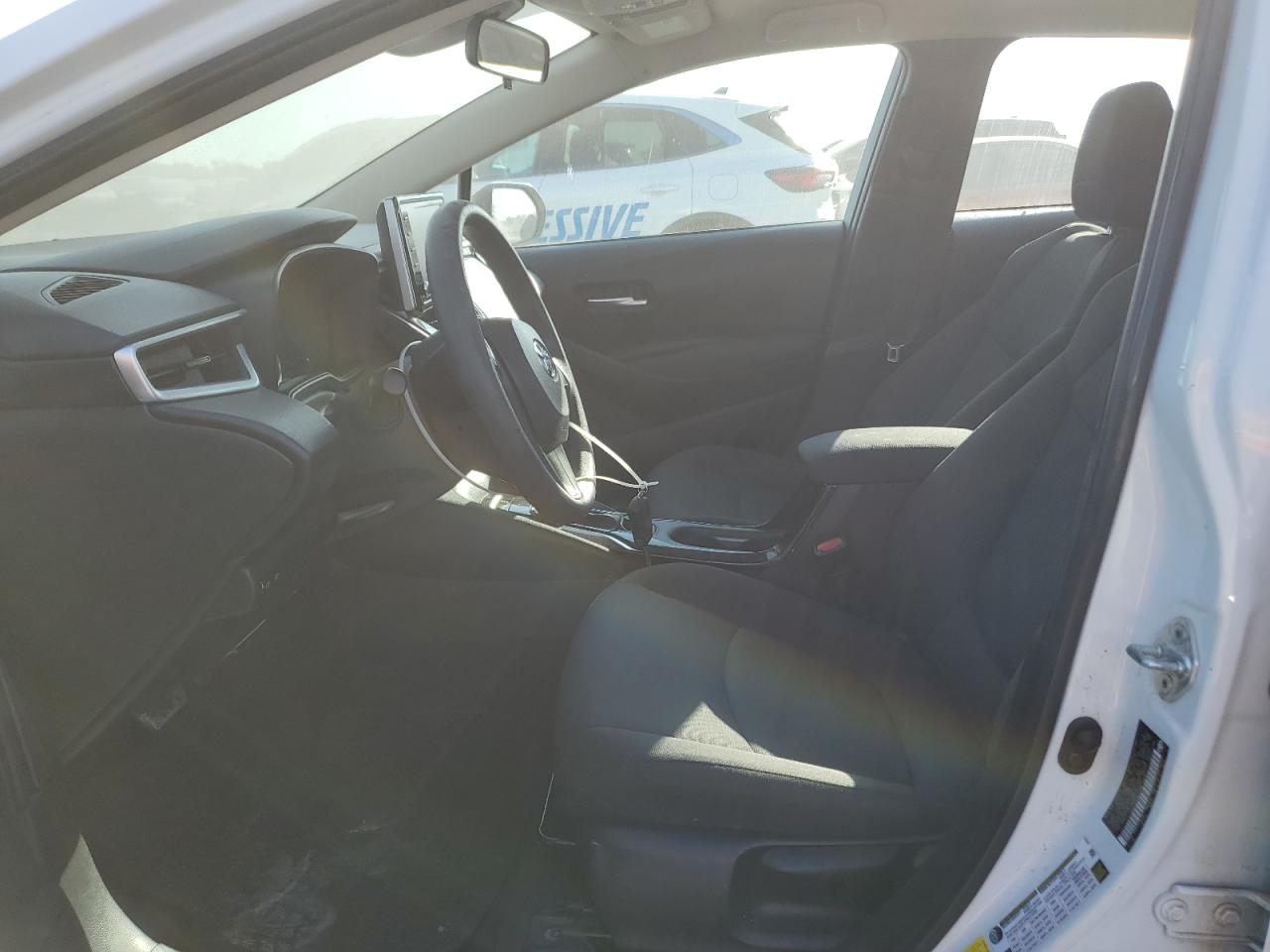 Toyota Corolla Le Image 2