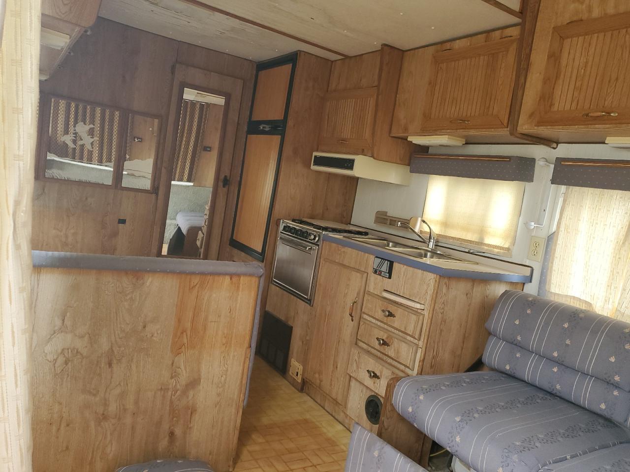 Layton 5th Wheel Image 5