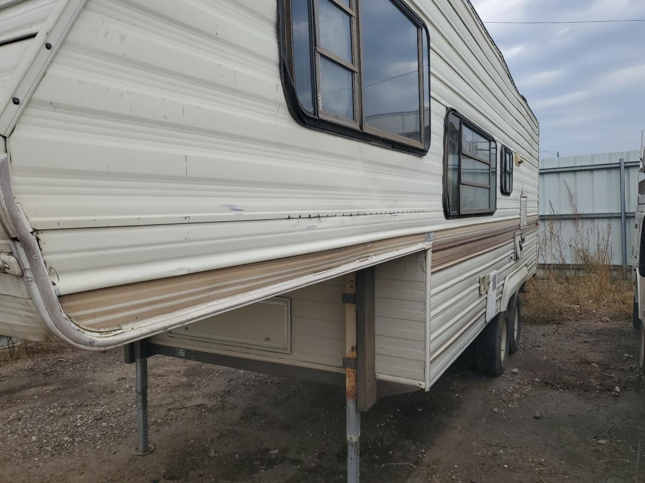 Layton 5th Wheel Image 6