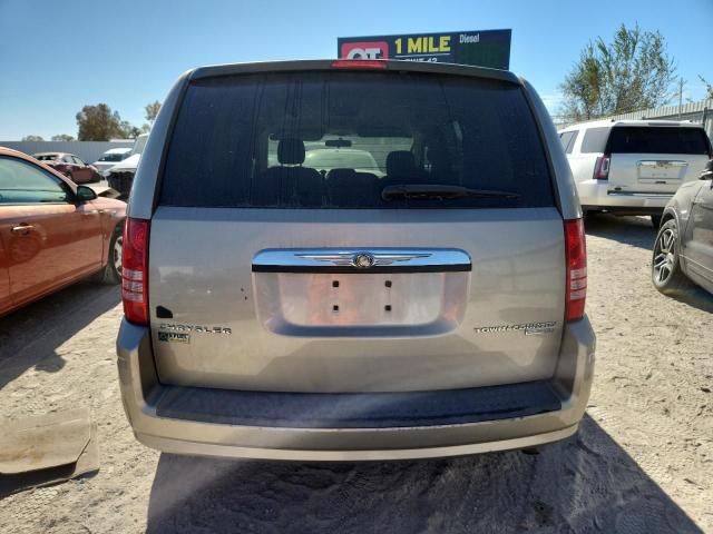 Chrysler Minivan Lx Image 6