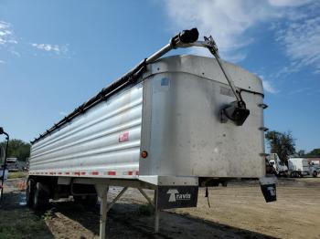  Salvage Travis Trailer