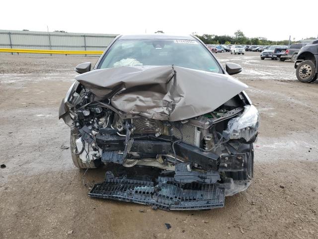 Toyota Corolla L Image 9