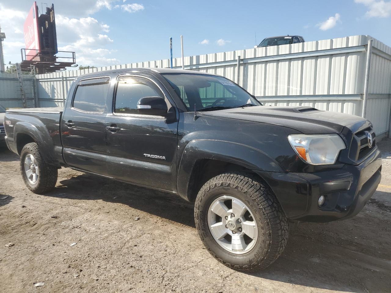 Toyota Tacoma Double Cab Long Bed Image 4