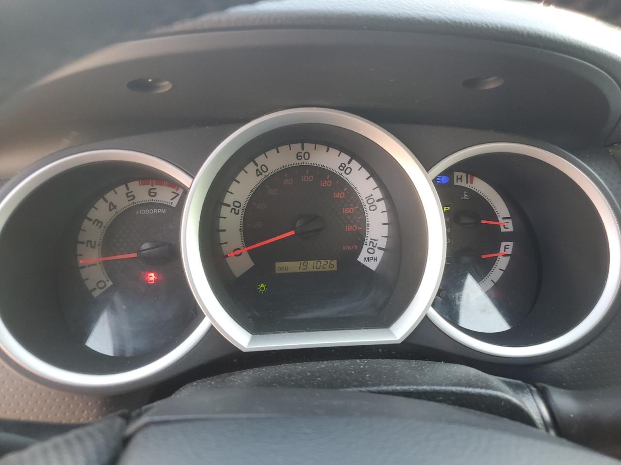 Toyota Tacoma Double Cab Long Bed Image 11