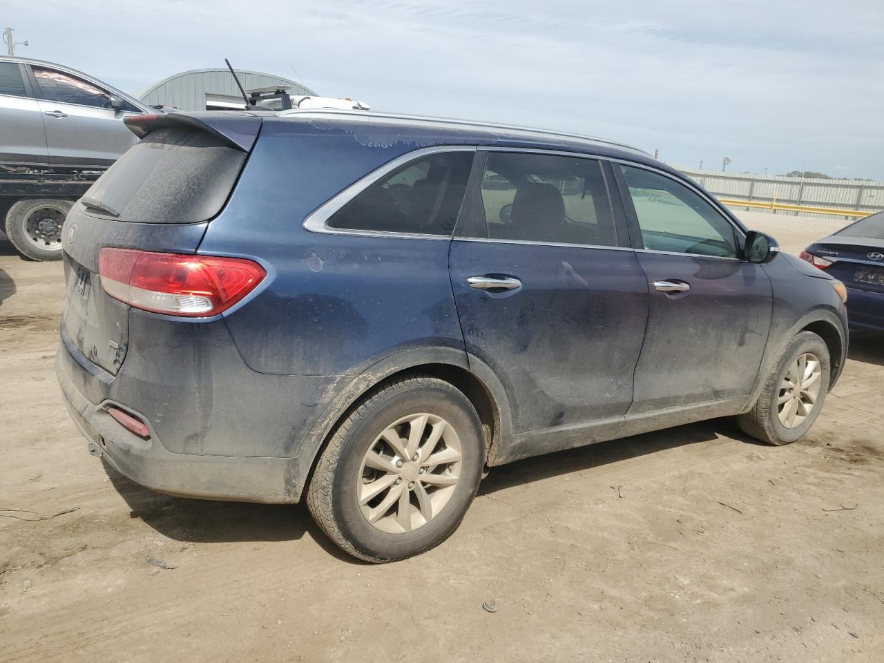 Kia Sorento Lx Image 7