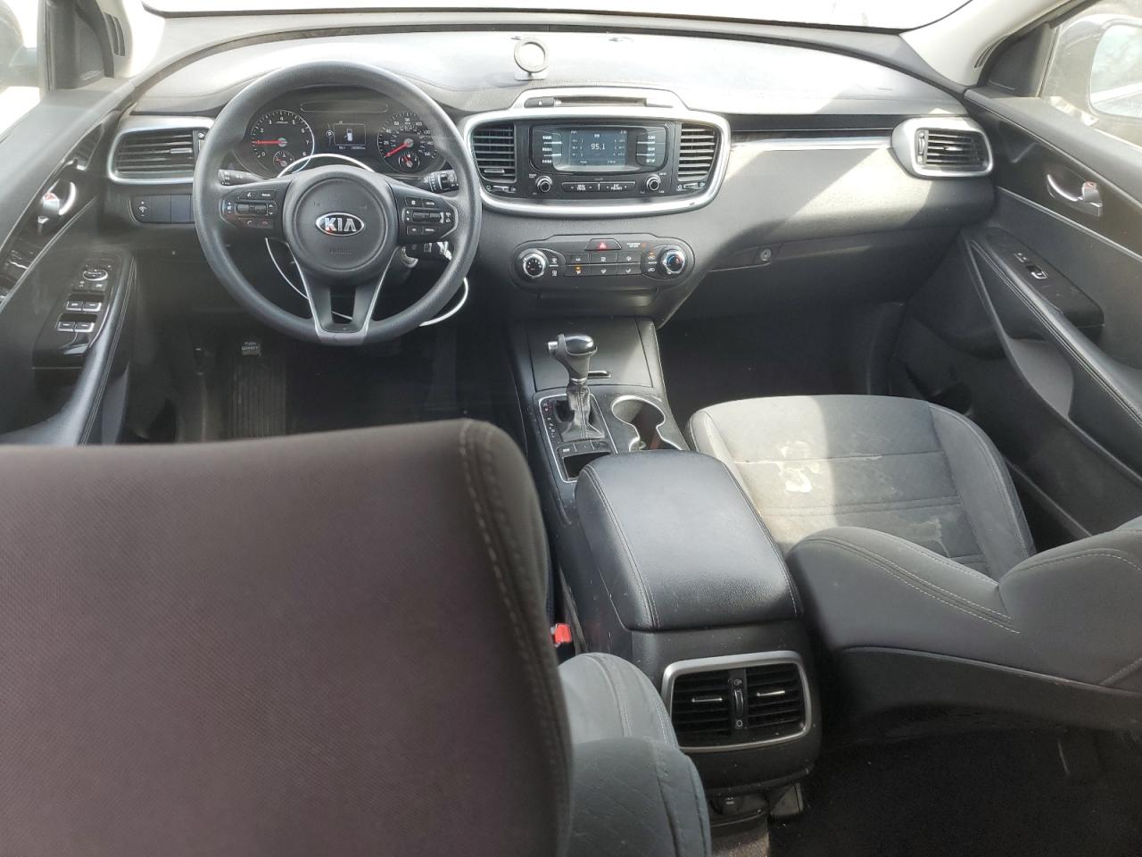 Kia Sorento Lx Image 11