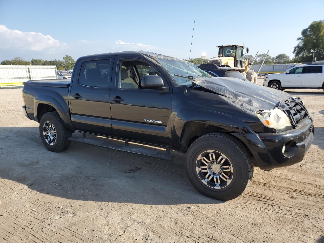 Toyota Tacoma Double Cab Prerunner Image 4