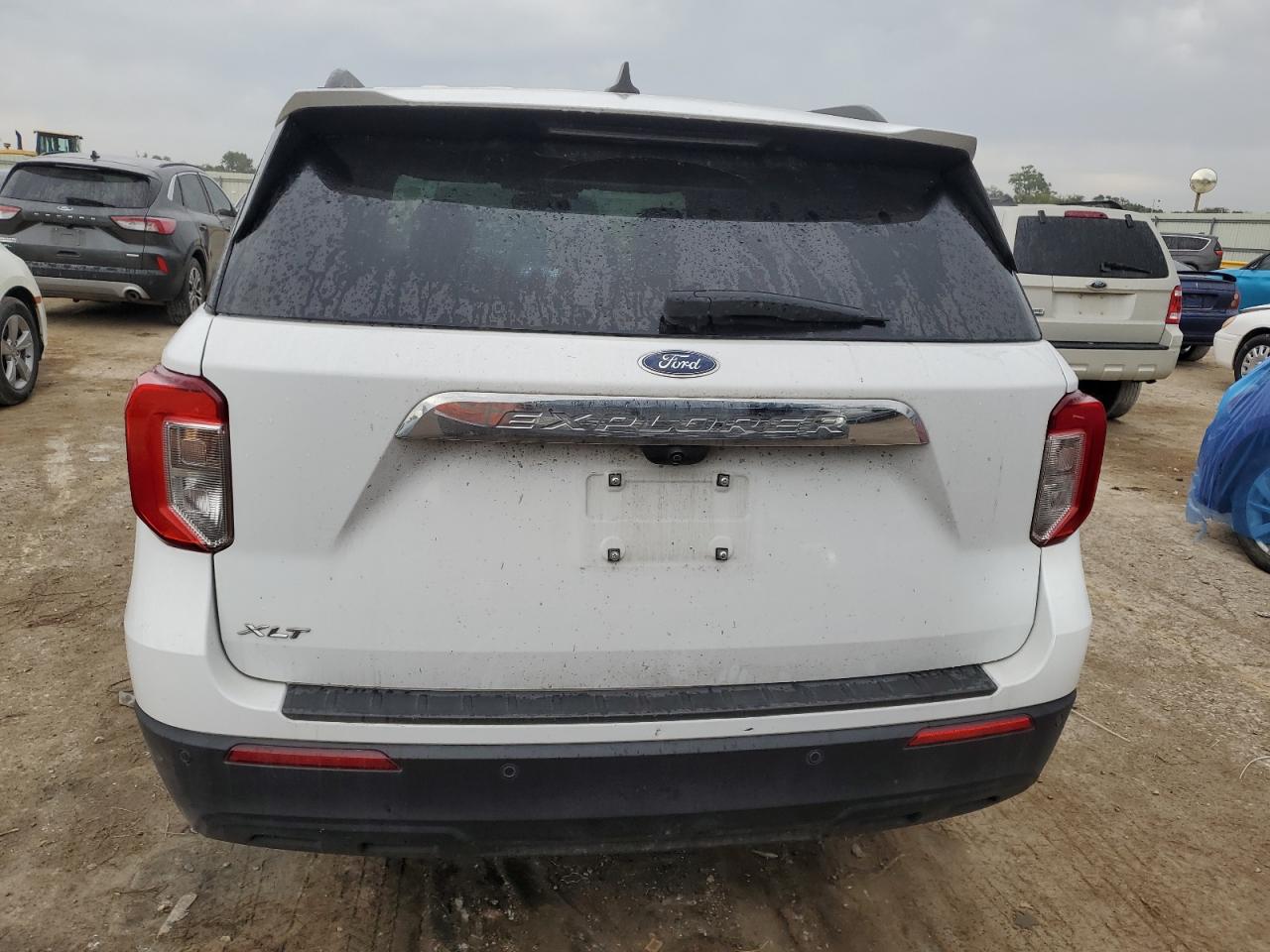 Ford Explorer Xlt Image 3
