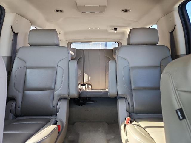 Chevrolet Suburban K1500 Premier Image 11