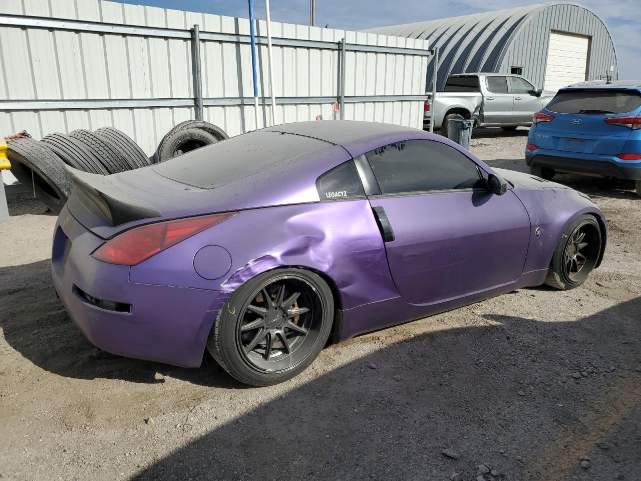 Nissan 350Z Coupe Image 2