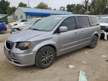  Salvage Chrysler Minivan