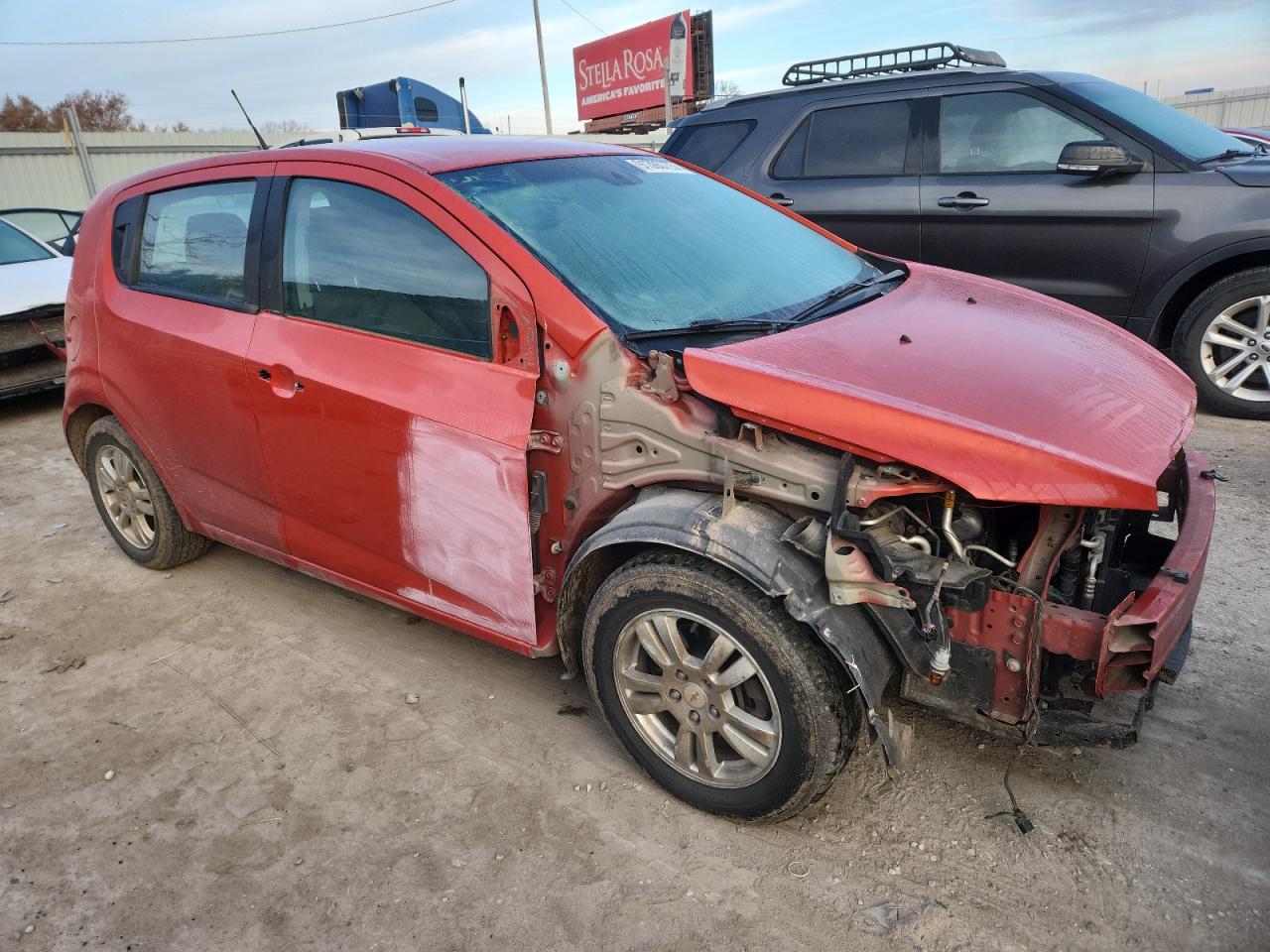 Chevrolet Sonic Ls Image 3