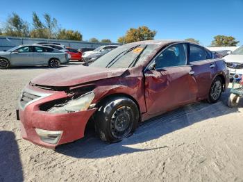  Salvage Nissan Altima