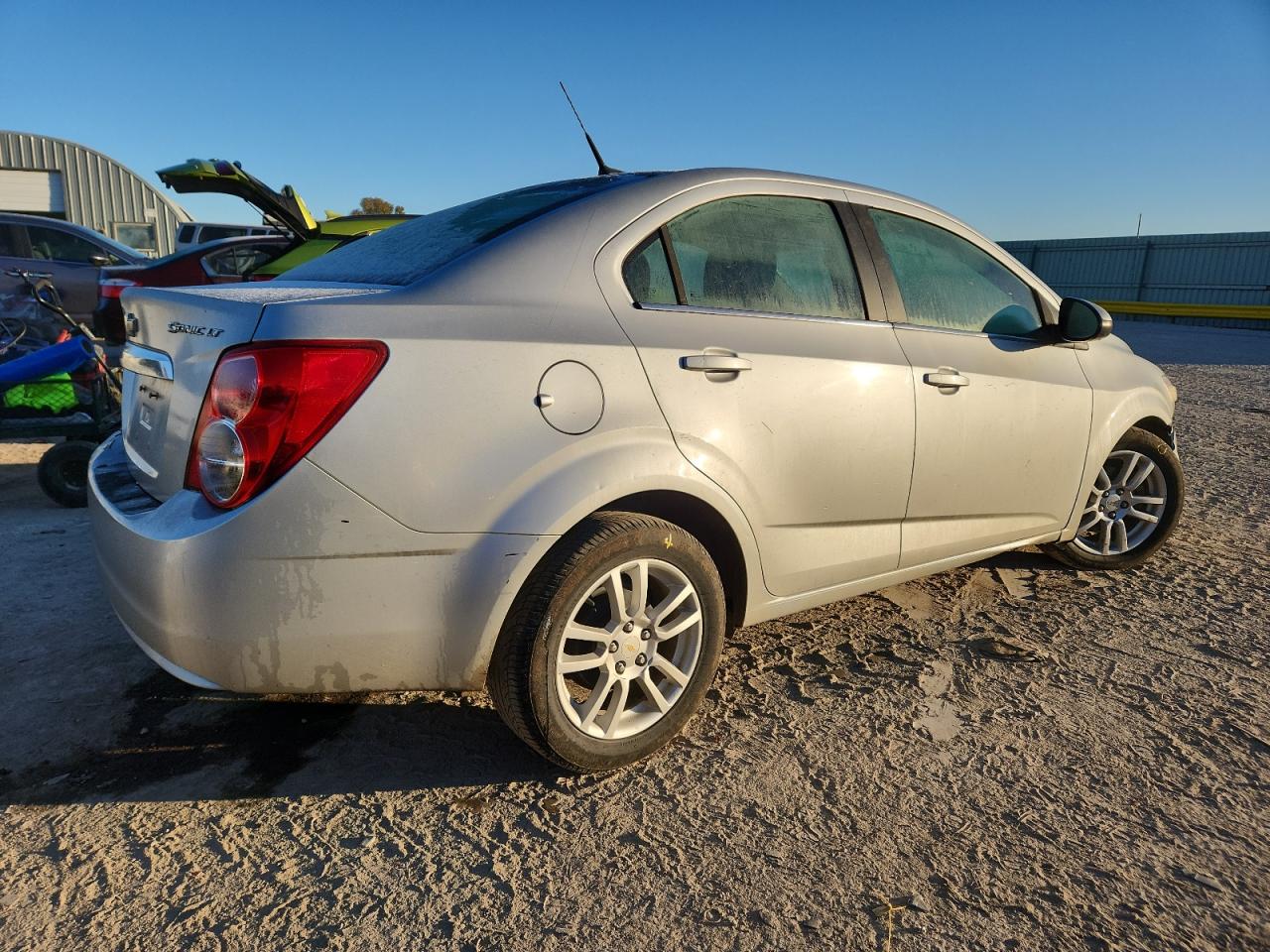 Chevrolet Sonic Lt Image 11