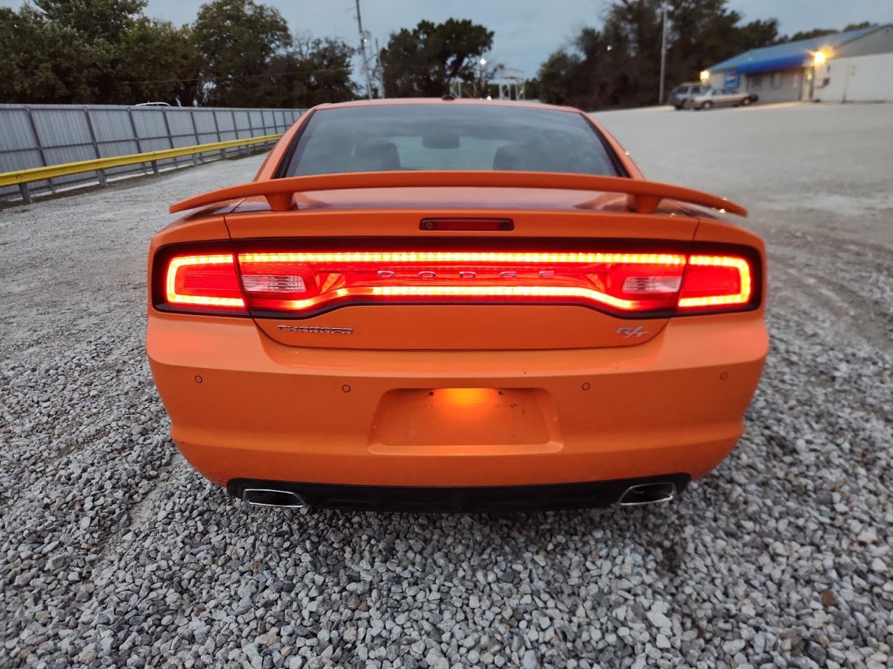 Dodge Charger R/t Image 10