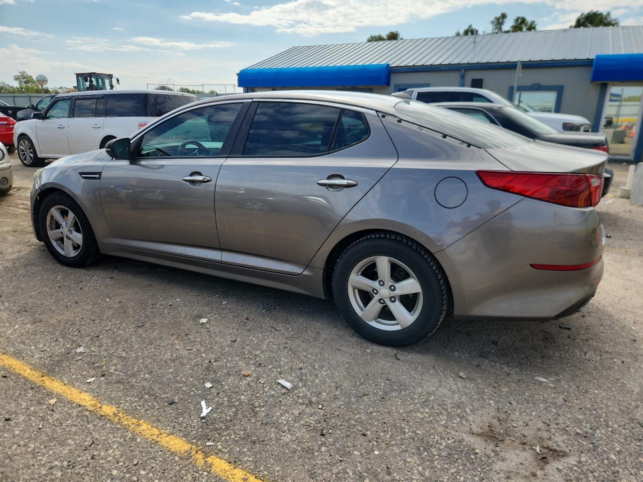 Kia Optima Lx Image 9