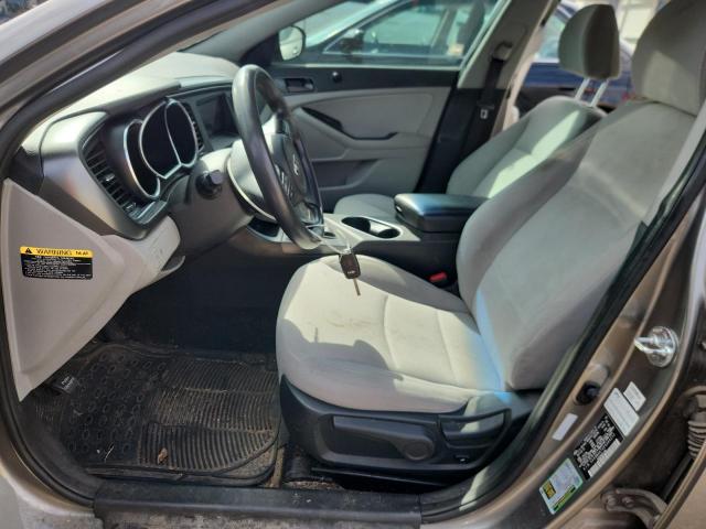 Kia Optima Lx Image 12