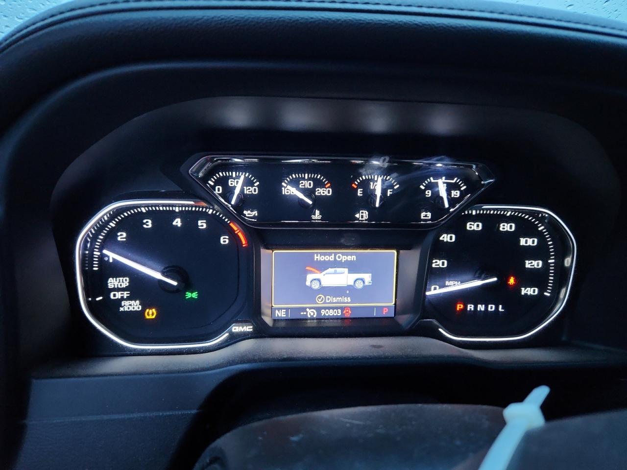 GMC Sierra C1500 Elevation Image 9