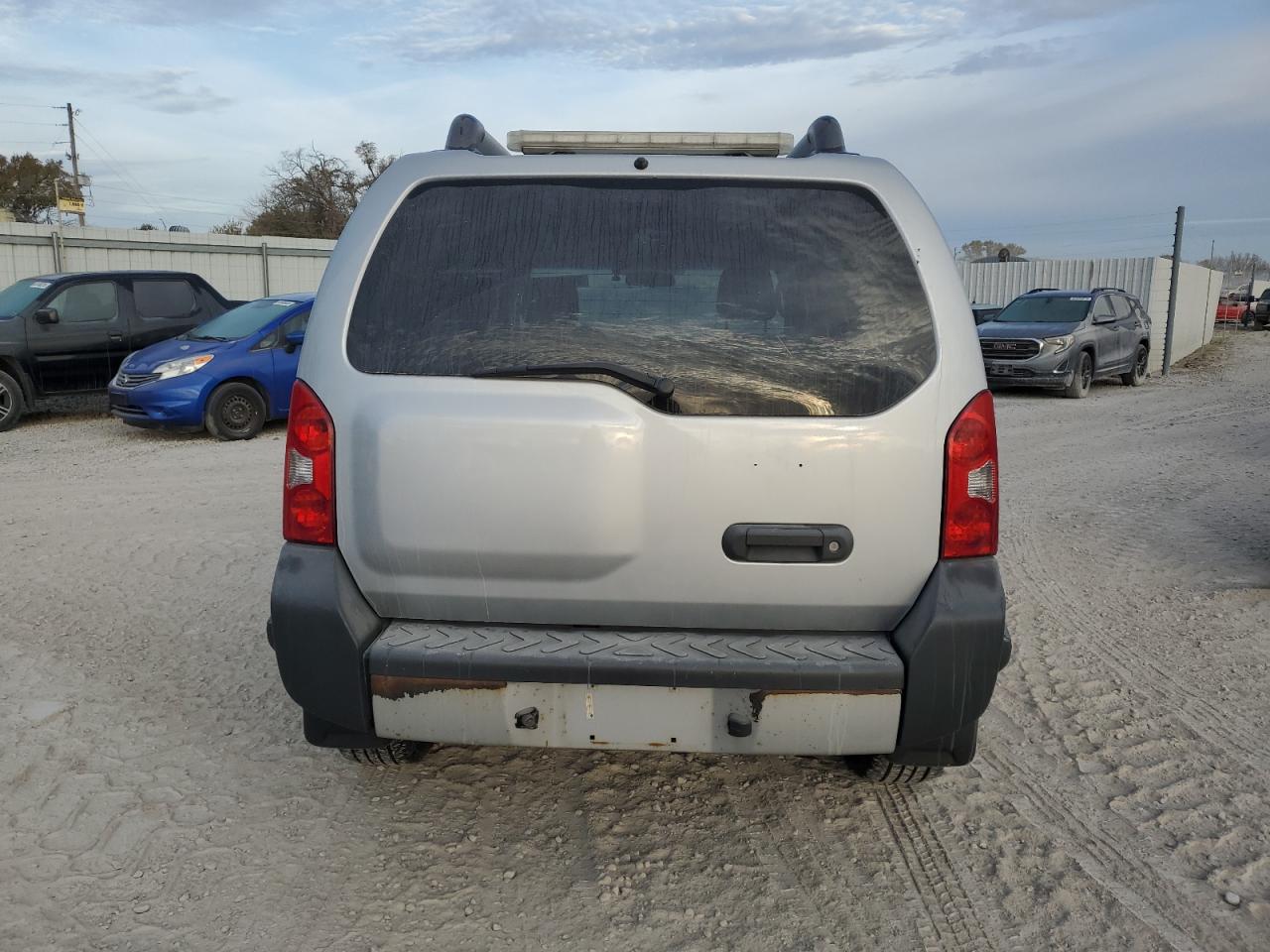 Nissan Xterra Off Road Image 2
