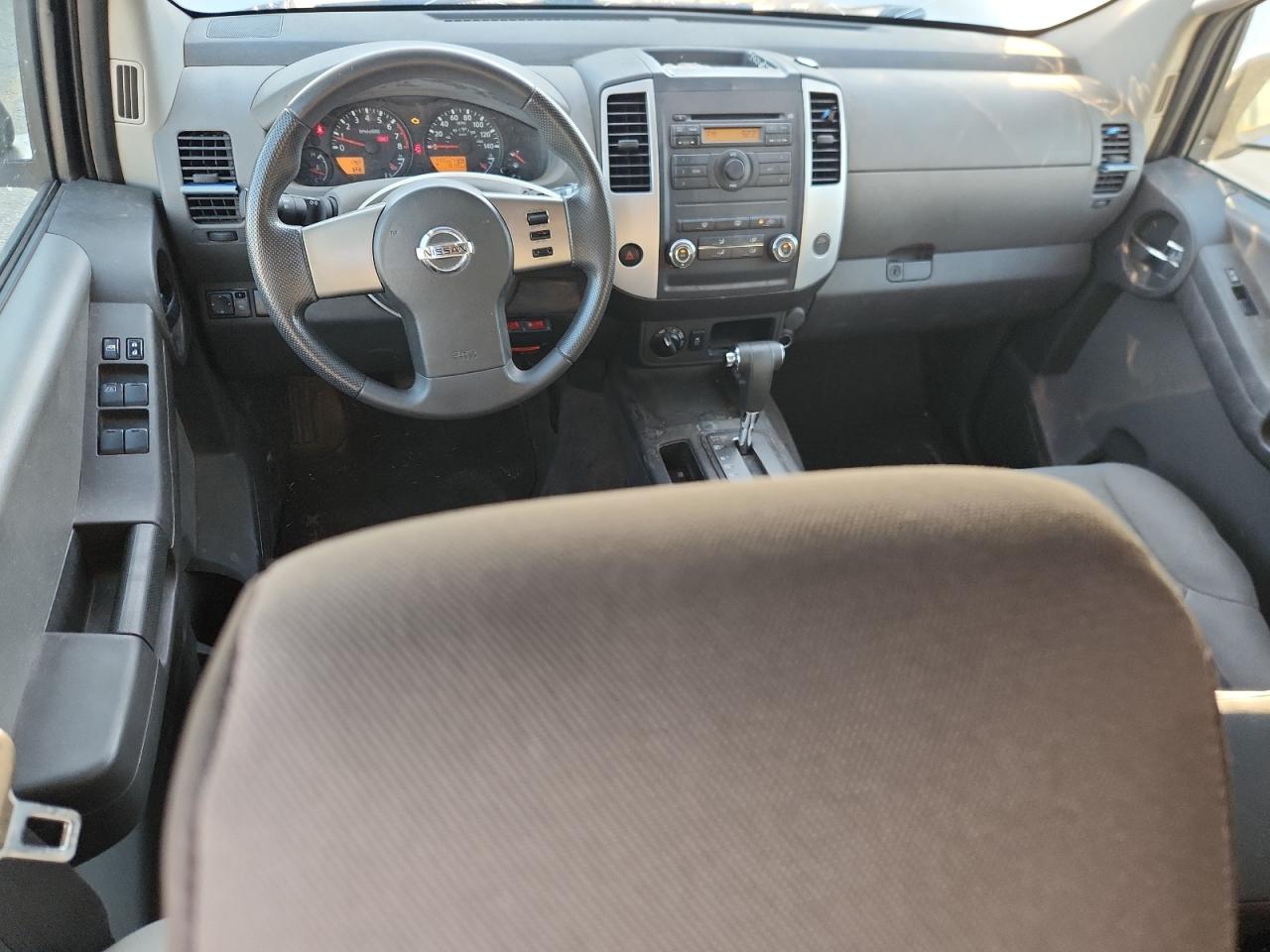 Nissan Xterra Off Road Image 9