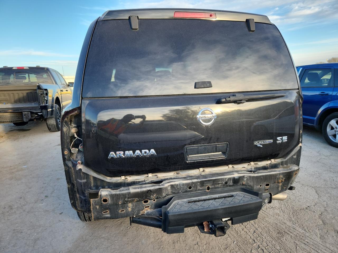 Nissan Armada Se Image 3