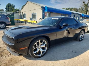  Salvage Dodge Challenger