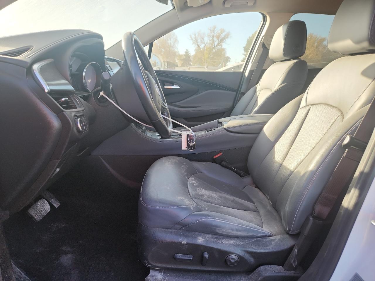 Buick Envision Essence Image 5