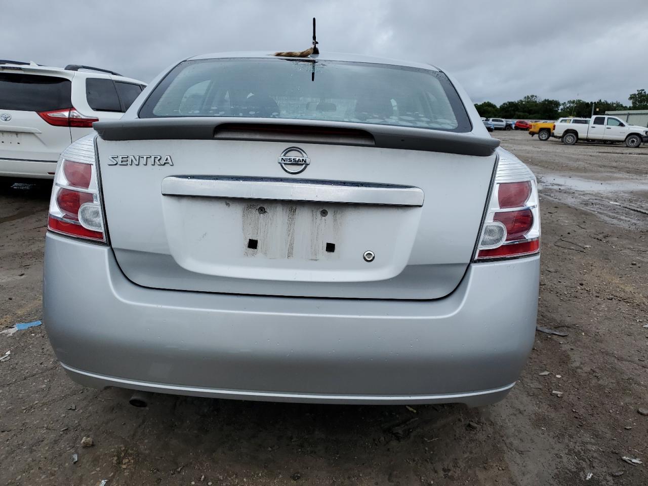 Nissan Sentra 2.0 Image 6