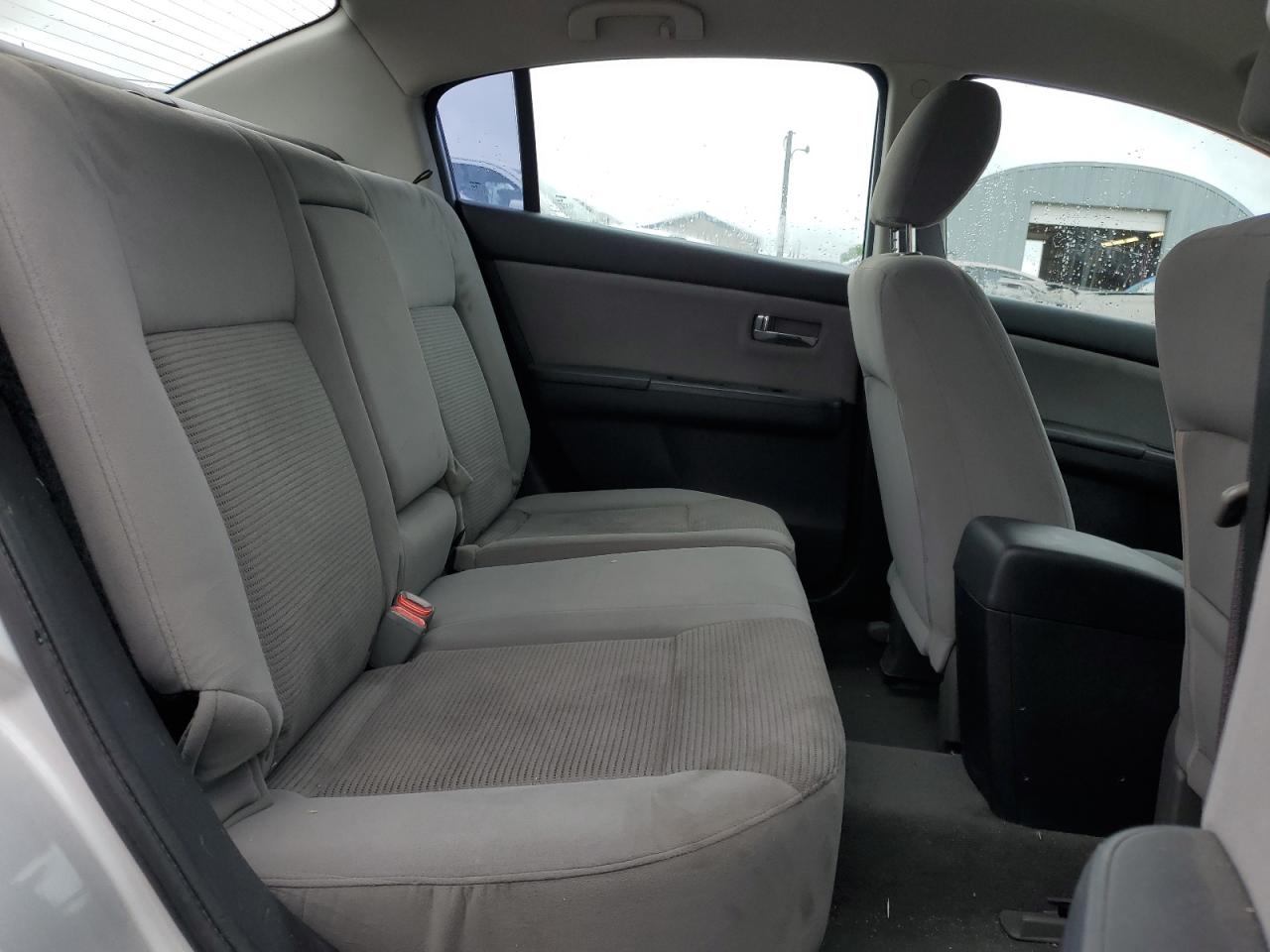 Nissan Sentra 2.0 Image 12