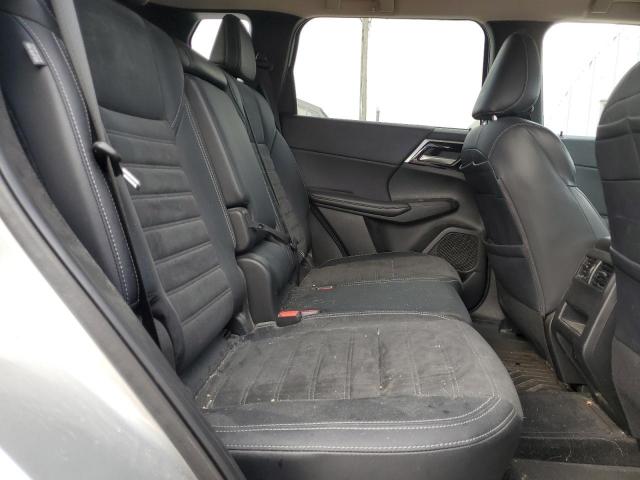 Mitsubishi Outlander Se Image 2