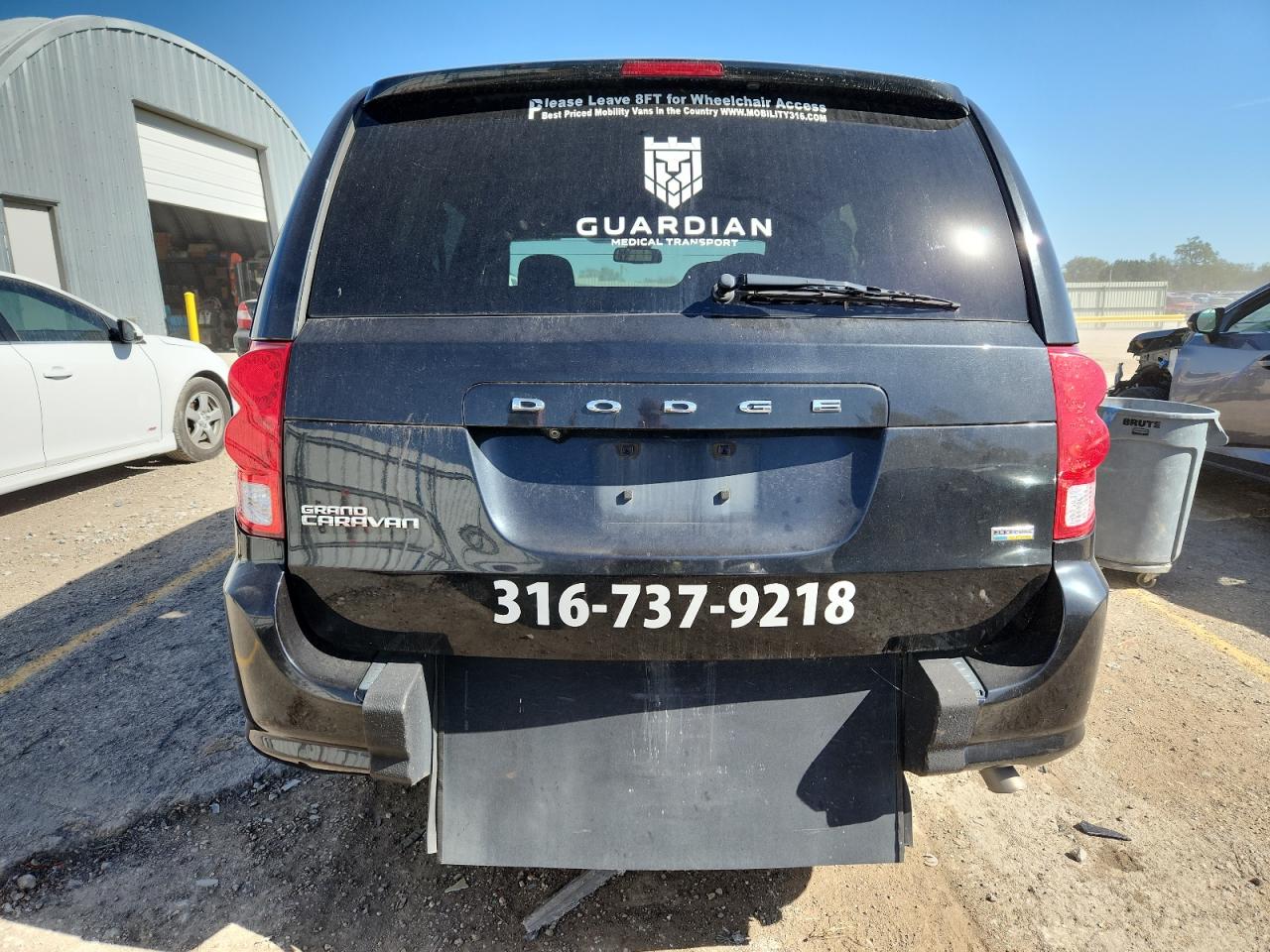 Dodge Caravan Se Image 10